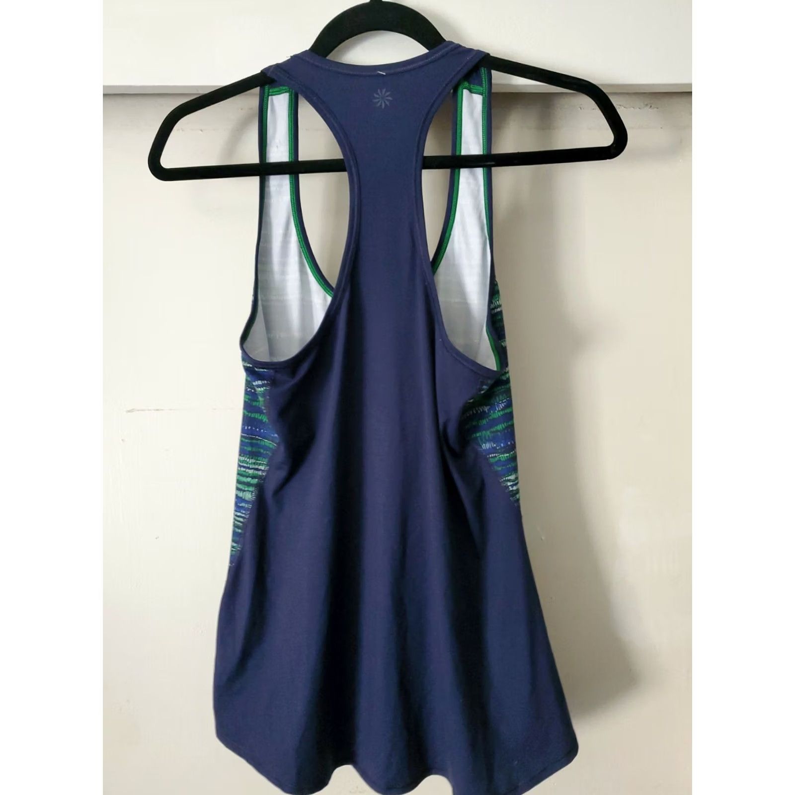 Athleta Athleta Tank Top Women’s S Multicolor Striped Front Solid Back Curved Hem Sleeveless Scoop Neck Pullover Casual Yoga Logo Relaxed Regular Fit Size S / US 4 / IT 40 - 5 Thumbnail