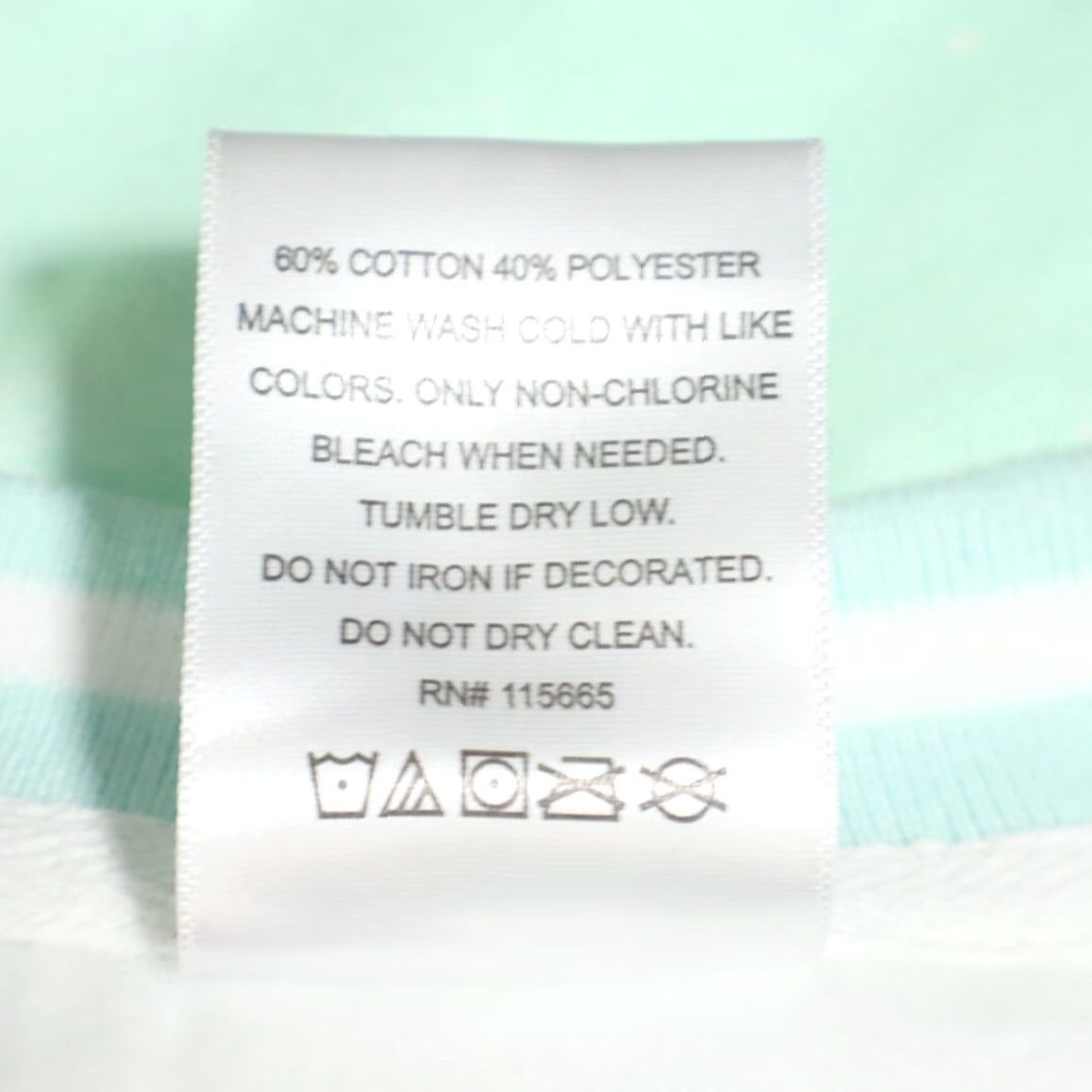 Vintage Hello Kitty x Care Bears Sweatshirt Unisex M Green Fleece All Over Print Size US M / EU 48-50 / 2 - 6 Thumbnail