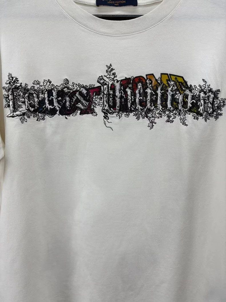 Louis Vuitton LOUIS VUITTON Wizard of Oz embroidered logo short sleeve 25 Size US S / EU 44-46 / 1 - 4 Thumbnail