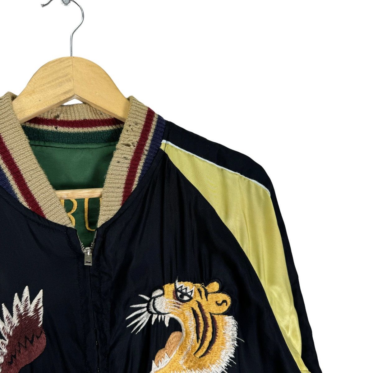 Toyo Enterprises 🔥SUKAJAN TOYO ENTERPRISE X LOONEY TUNES REVERSIBLE JACKET Size US M / EU 48-50 / 2 - 14 Thumbnail