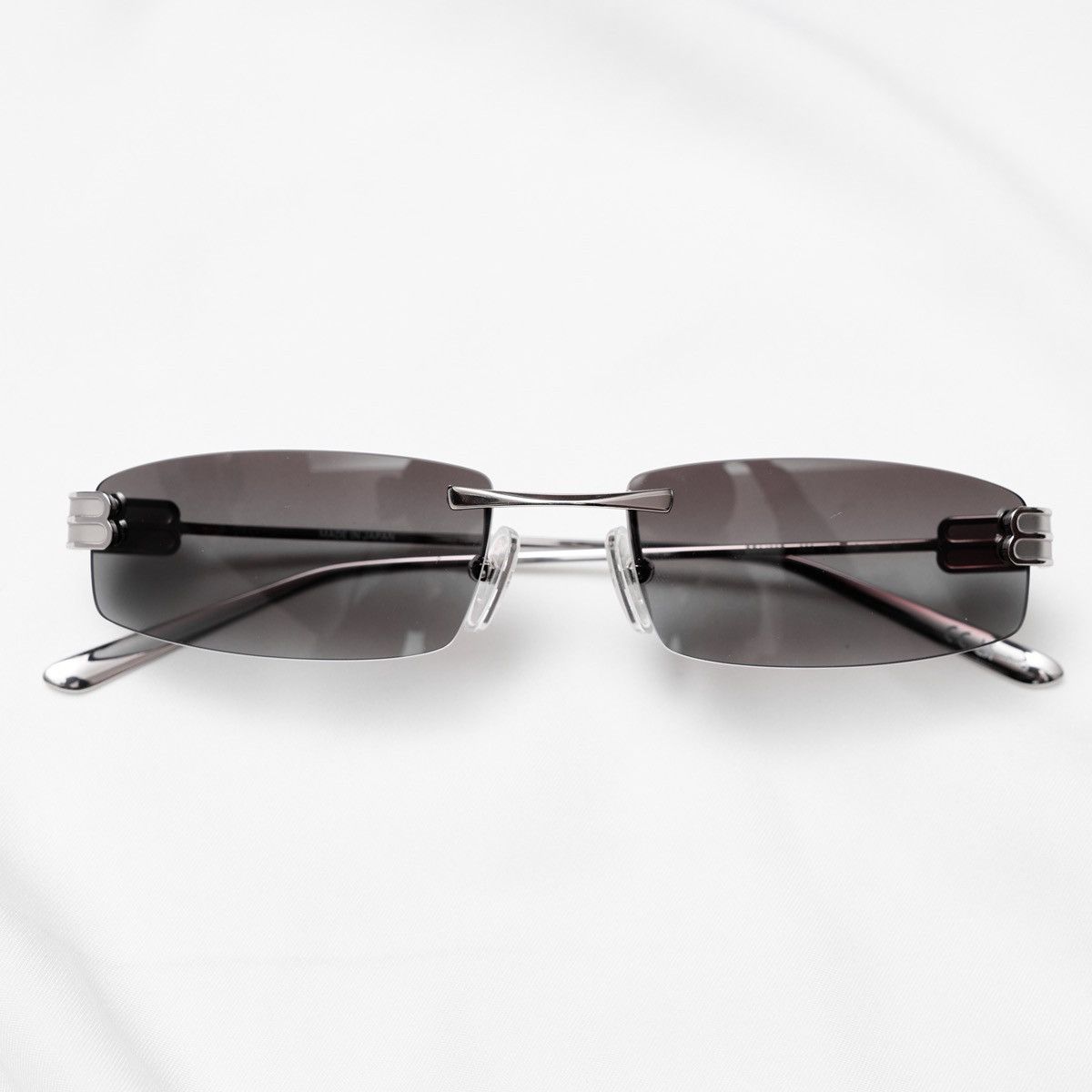 Balenciaga BALENCIAGA BB0488S 002 SUNGLASSES Size ONE SIZE - 6 Thumbnail