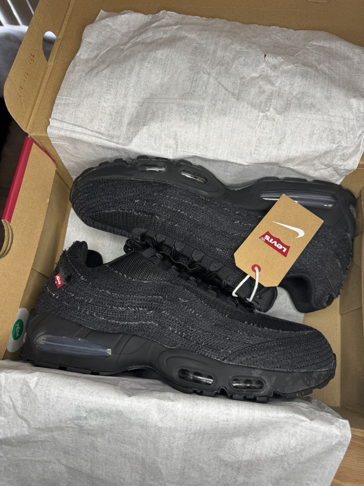 Levi's × Nike Nike x Levi’s Air Max 95 OG ‘Black Anthracite’ Size US 14 / EU 47 - 9 Thumbnail