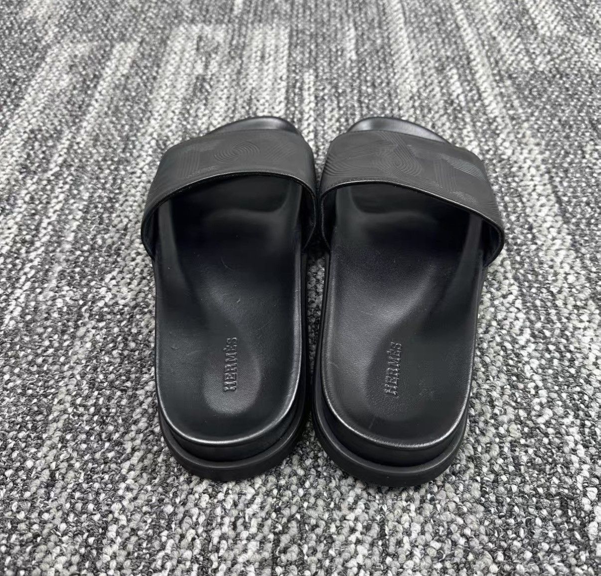 Hermes Hermès Pig Nose Embossed Slides J42 Size US 7 / EU 40 - 3 Thumbnail