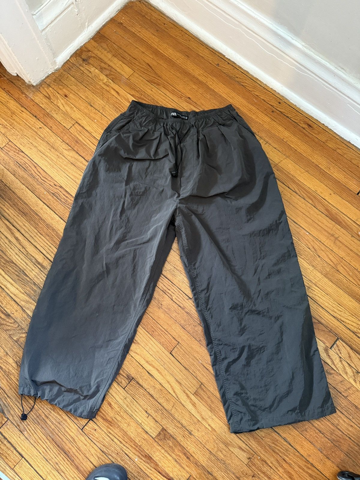 Zara Zara Gorp Sweats Size US 32 / EU 48 - 1 Thumbnail