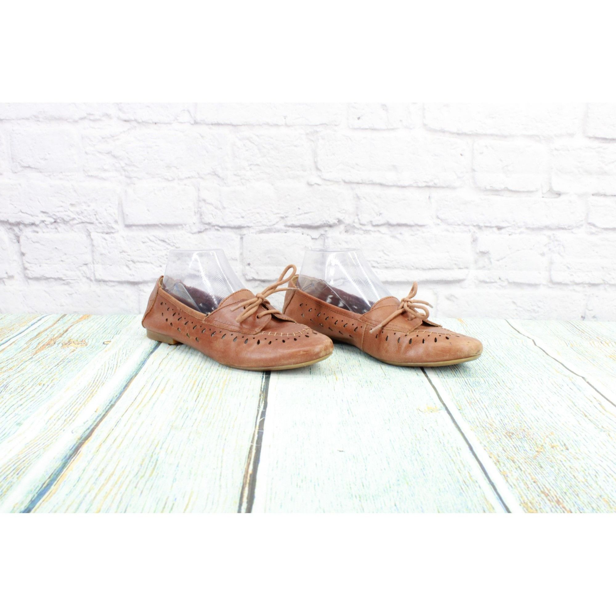 Born Born Verna Women's Comfort Cushioned Walking Flat Shoes Size US 8 / IT 38 - 3 Thumbnail