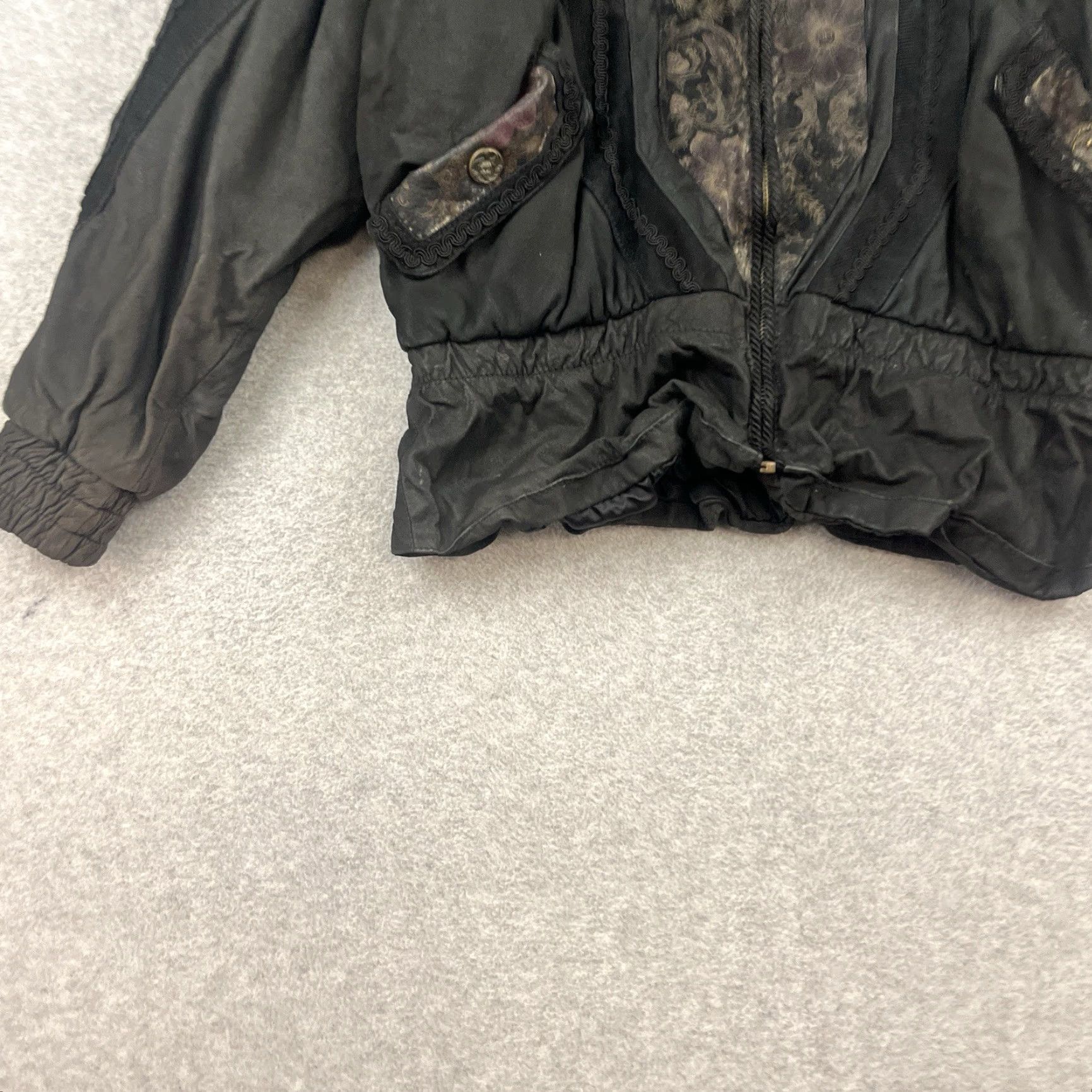 Vintage VINTAGE Black Womens Wilsons Leather 80s Floral Paisley Jacket XS Leather Jacket Women 80s Biker Size XS / US 0-2 / IT 36-38 - 2 Thumbnail