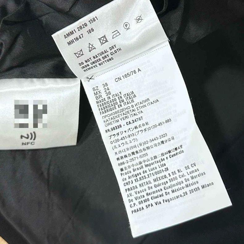Chanel Black Jacket with Bow and Pearl Buttons -2505 Size M / US 6-8 / IT 42-44 - 6 Thumbnail