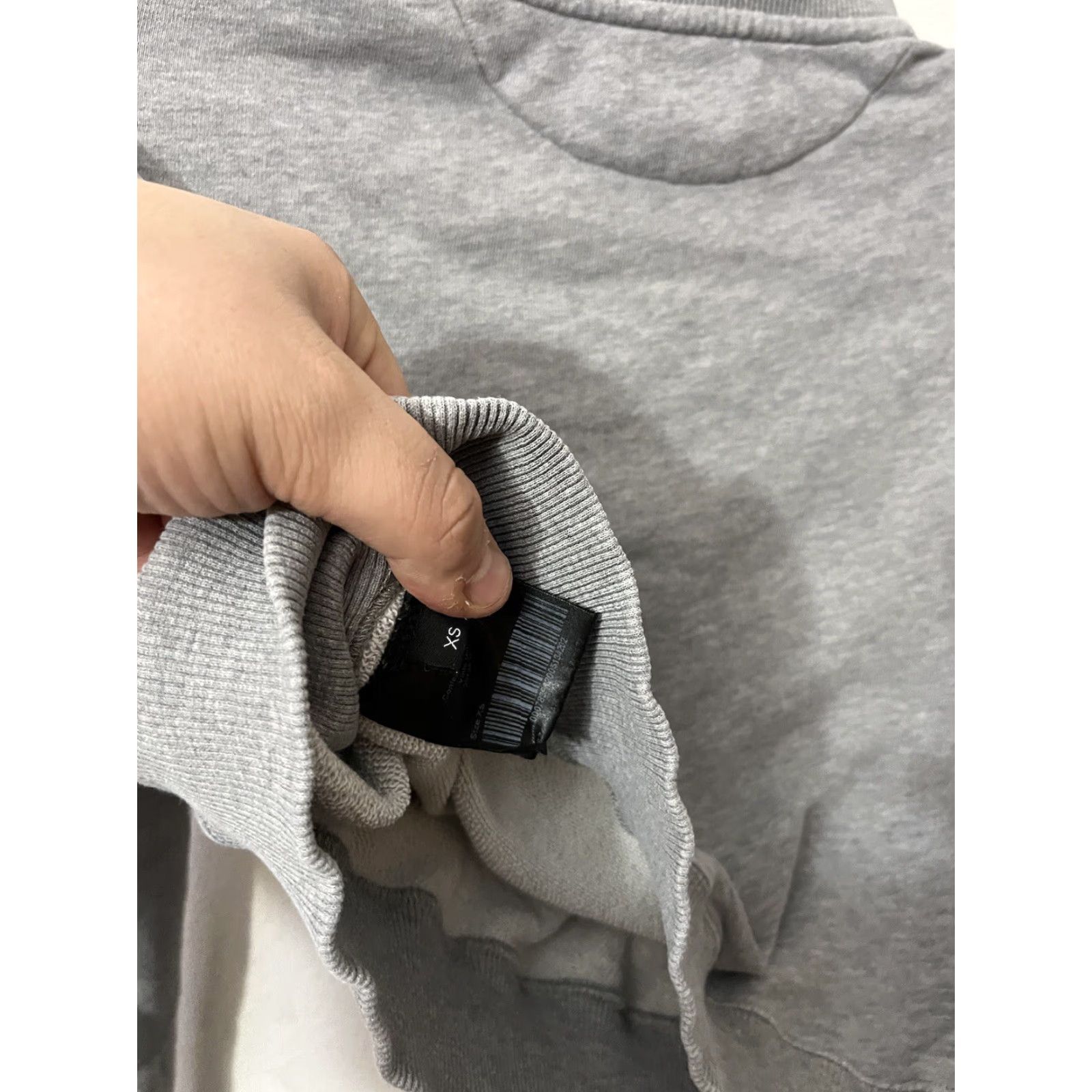 Calvin Klein VINTAGE Calvin Klein 205W39NYC Sweatshirt Men XS Gray Logo Embroidered Pullover Italy Size US XS / EU 42 / 0 - 4 Thumbnail