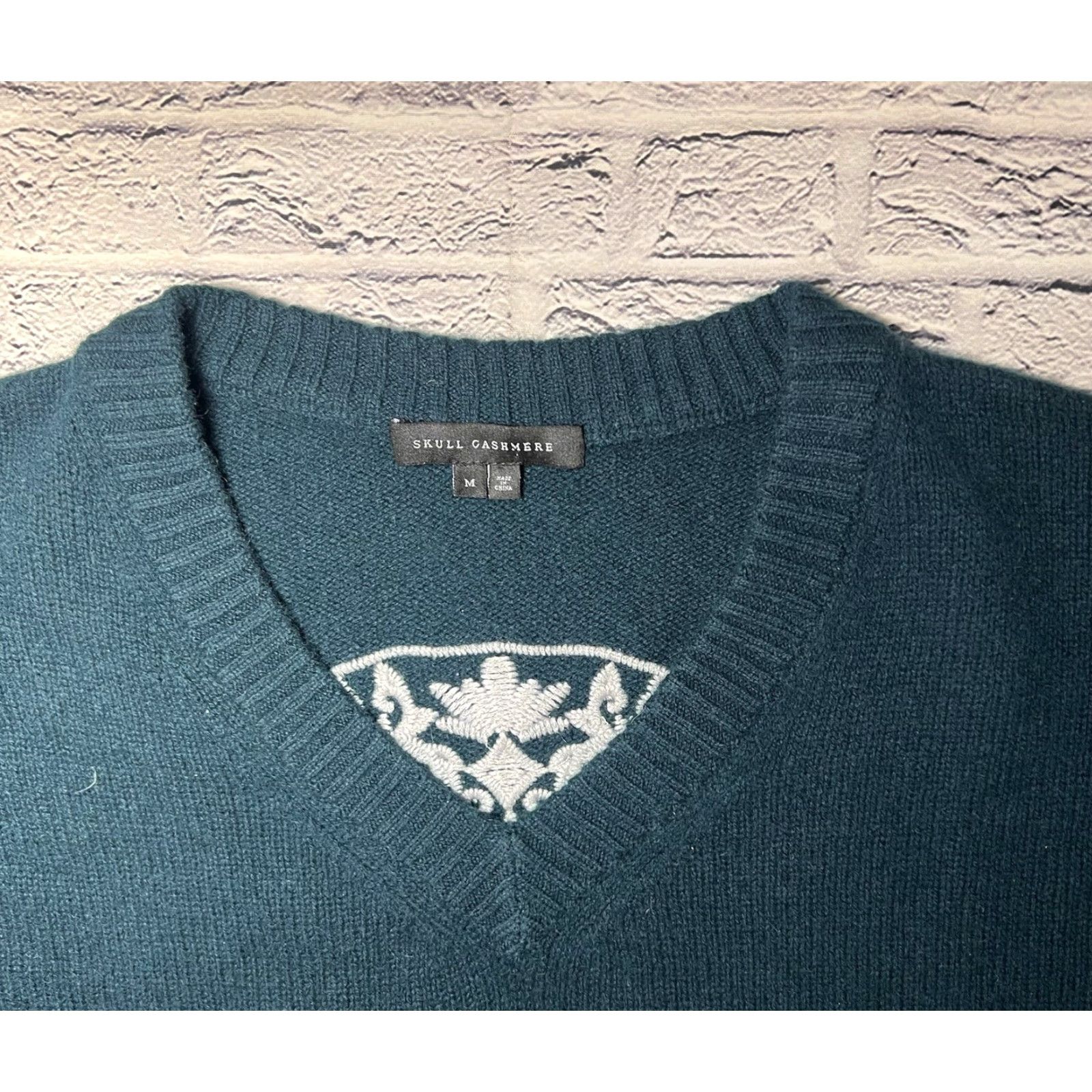 Altea Skull Cashmere Skull-Back Sweater Crew Neck Long Sleeve Wool Cashmere Blend Dark Teal Blue Size M Women Casual Vintage No Size M / US 6-8 / IT 42-44 - 3 Thumbnail