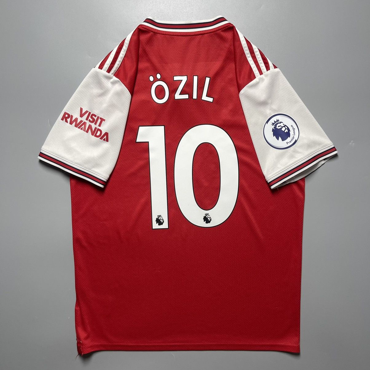 Vintage ARSENAL ADIDAS 2019/2020 FOOTBALL HOME JERSEY #10 OZIL Size US M / EU 48-50 / 2 - 1 Thumbnail