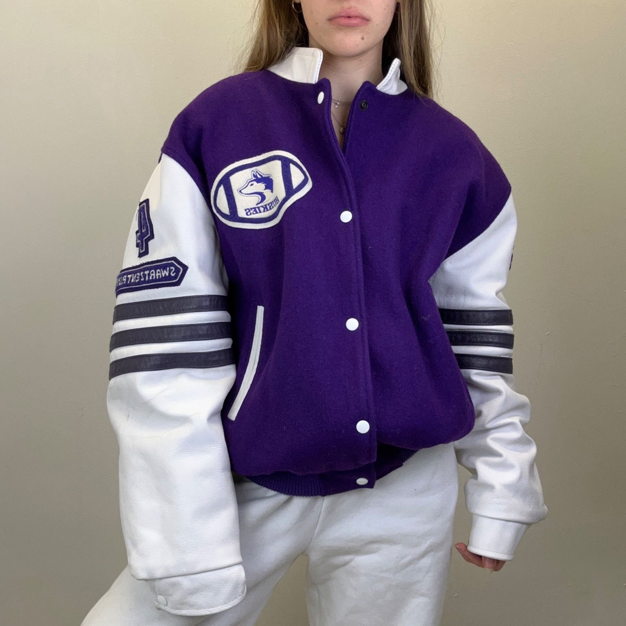 Vintage Vintage Purple and White Huskies “HPSS” #4 Varsity Jacket Size US L / EU 52-54 / 3 - 1 Thumbnail