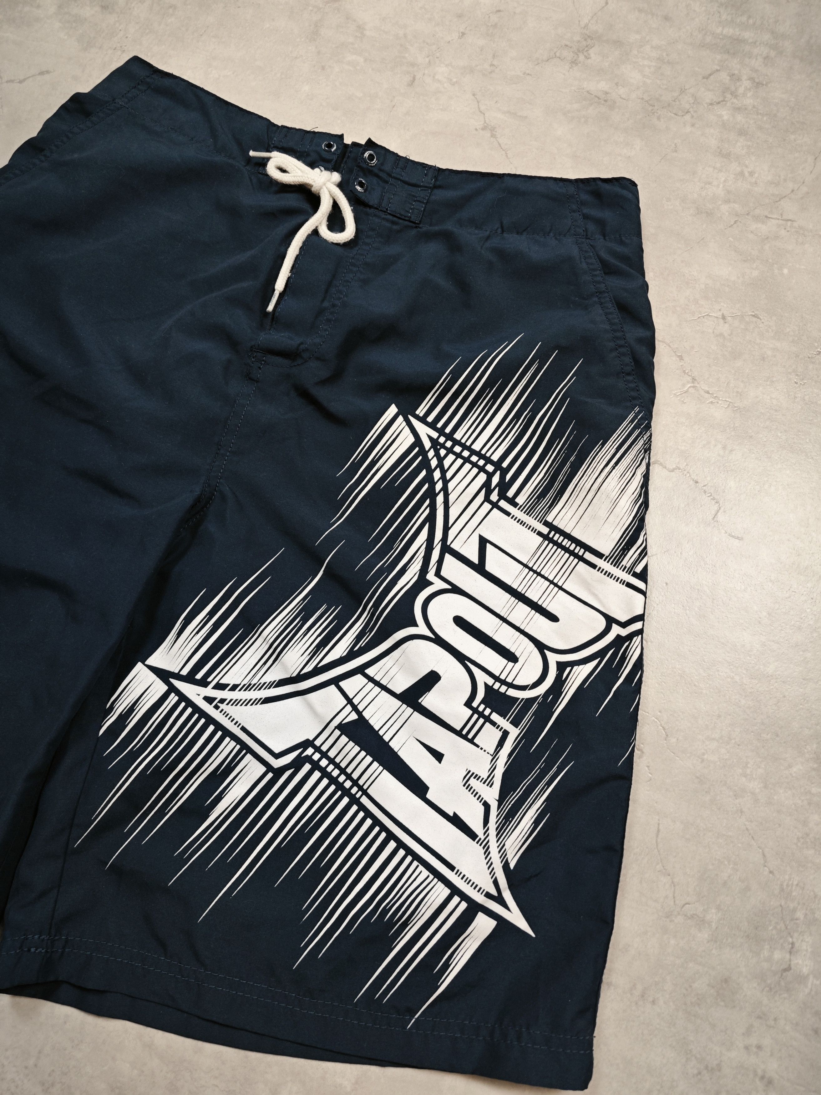 Tapout Tapout Y2K shorts Size US 33 - 2 Thumbnail