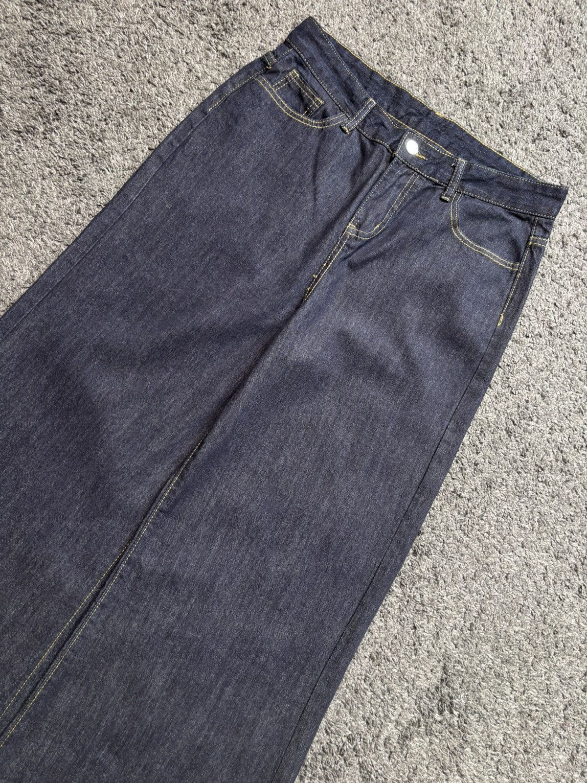 Jean × Vintage Vintage streetwear yellow stitches marine blue baggy jeans Size US 35 - 2 Thumbnail
