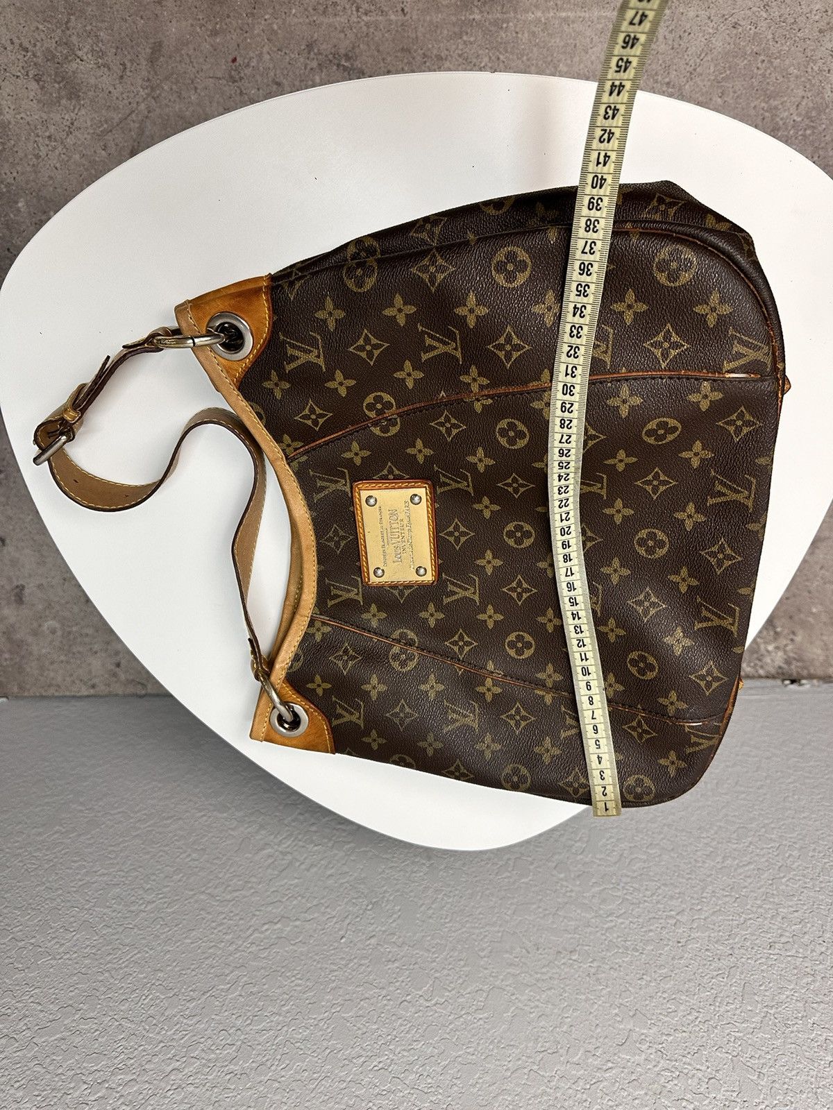 Vintage Louis Vuitton Bag 90s Messenger Luxuty Avantgarde