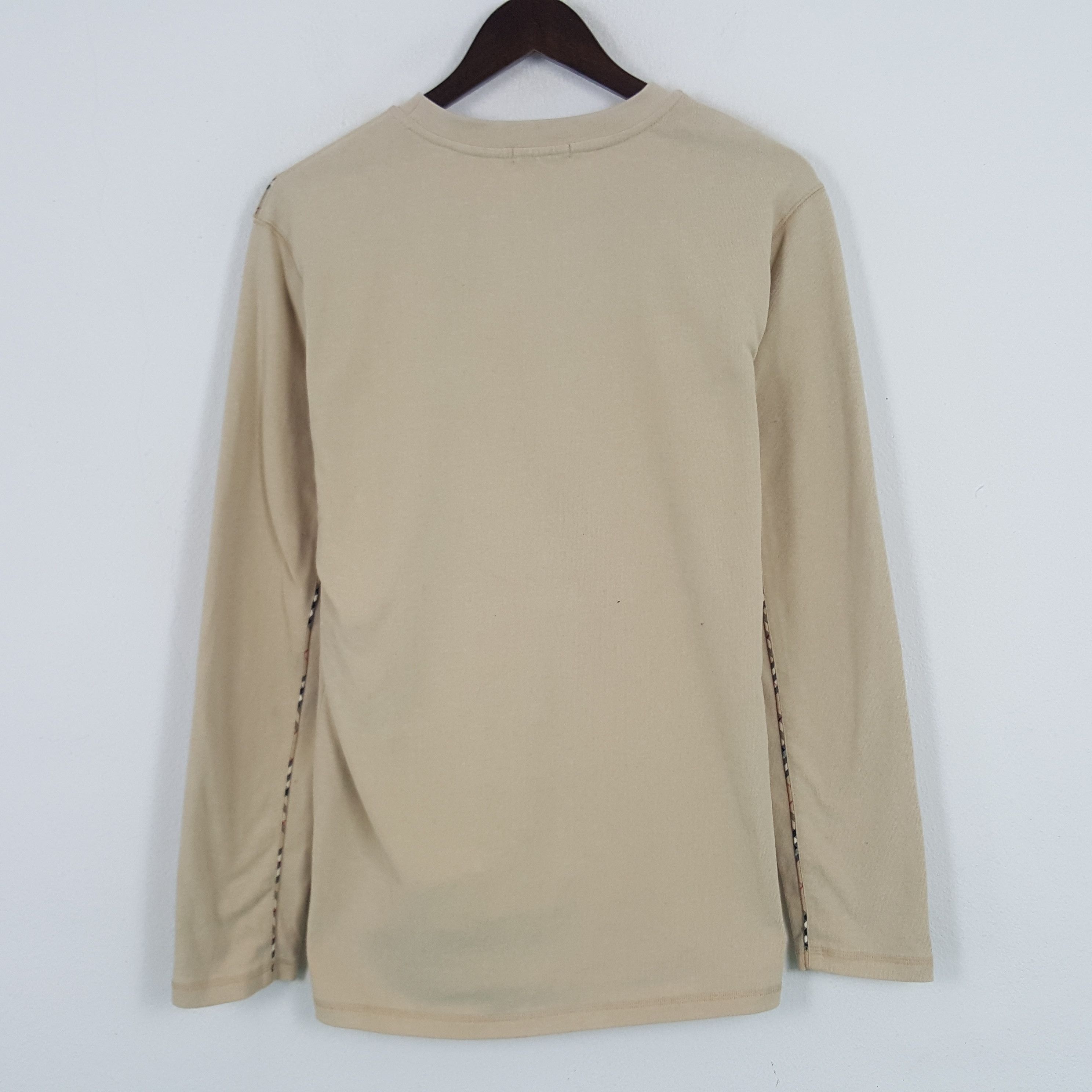 Burberry × Japanese Brand × Vintage Vintage Burberry London Nova Check Tshirt Size US M / EU 48-50 / 2 - 3 Thumbnail