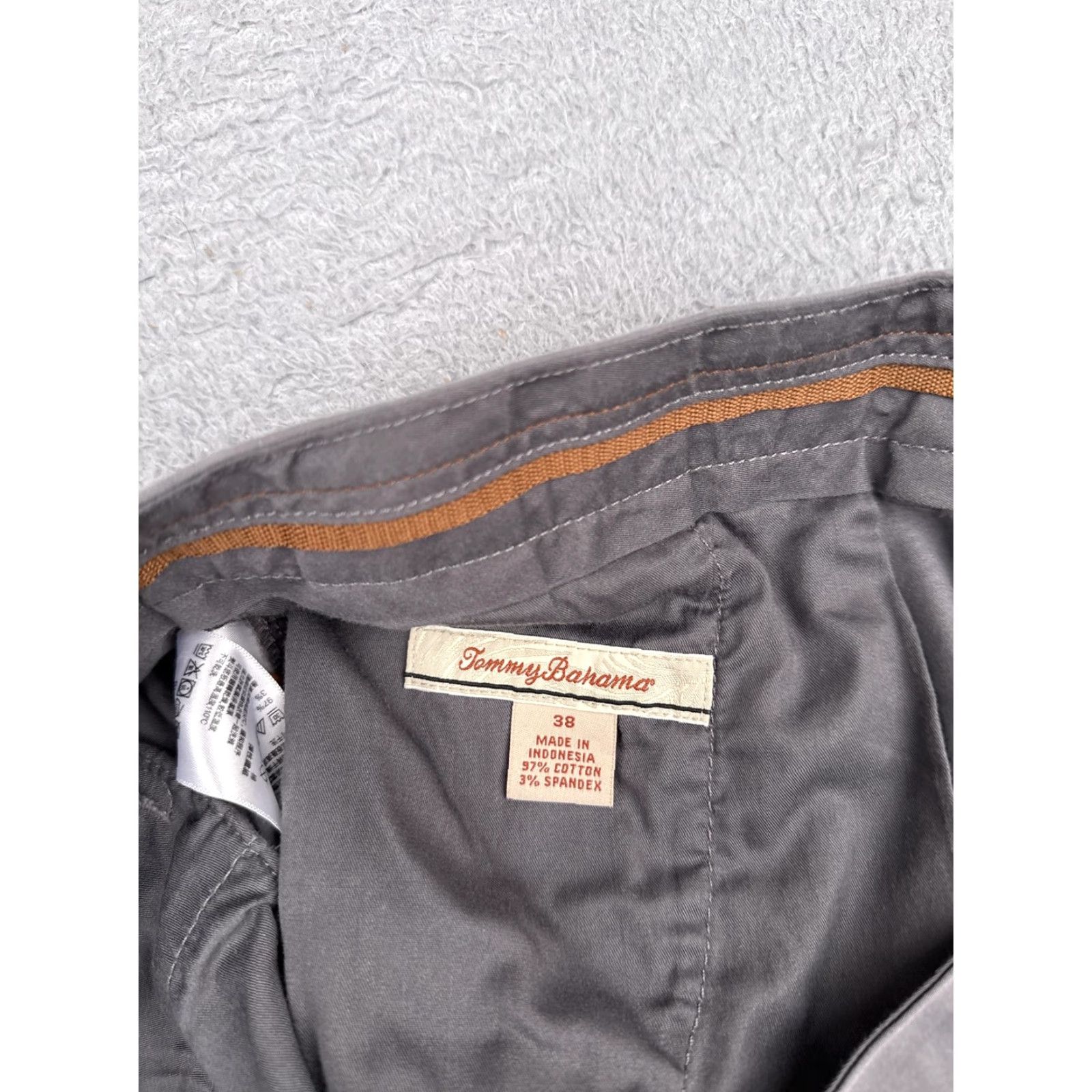 Tommy Bahama Tommy Bahama Shorts Mens 38 Gray Stretch Chino Flat Front Zip Fly Marlin Casual Pants Size US 38 / EU 54 - 7 Thumbnail