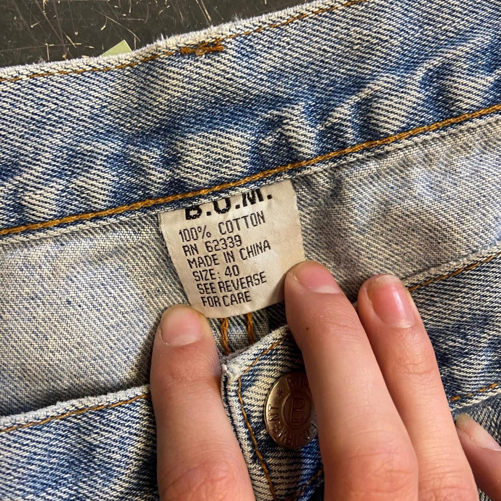 B.U.M Equipment × Vintage Vintage BUM Faded Light Wash Jorts Size US 38 / EU 54 - 6 Thumbnail