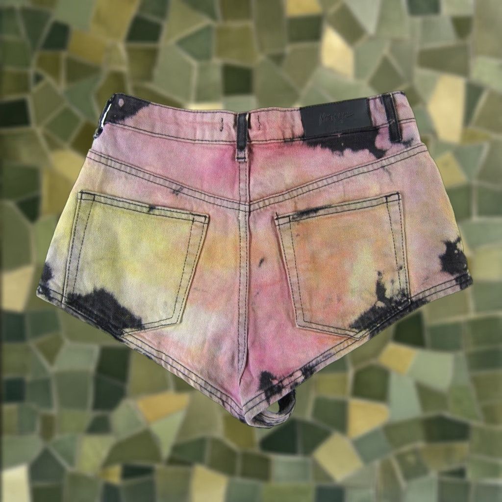 Nasty Gal NWT Nasty Gal 100% Cotton Pink Black Brown Tie Dye Raw Hem Cheeky Jean Short 0 Shirt Women Size 25" / US 0 / IT 36 - 1 Thumbnail