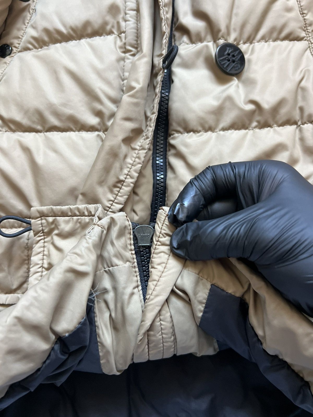Moncler Moncler Puffer Jacket Beige Womens Size US L / EU 52-54 / 3 - 10 Thumbnail