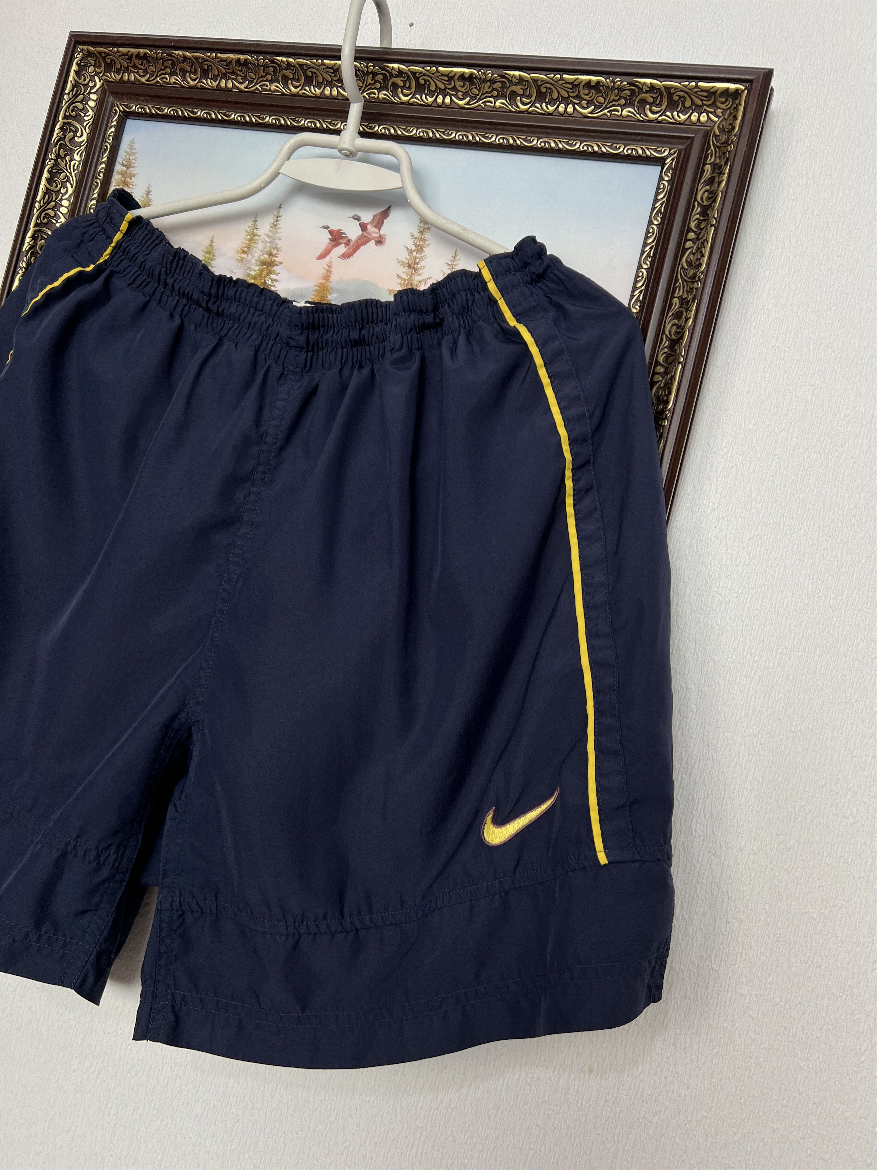 Nike Vintage 90's Arsenal Football Shorts Soccer Gunners Rare Size US 34 / EU 50 - 2 Thumbnail