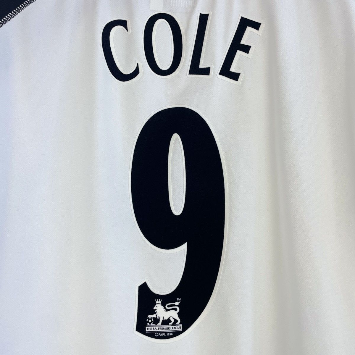Puma Vintage Fulham Andy Cole Home Jersey Shirt Rare 2004/2005 Size US XL / EU 56 / 4 - 11 Thumbnail