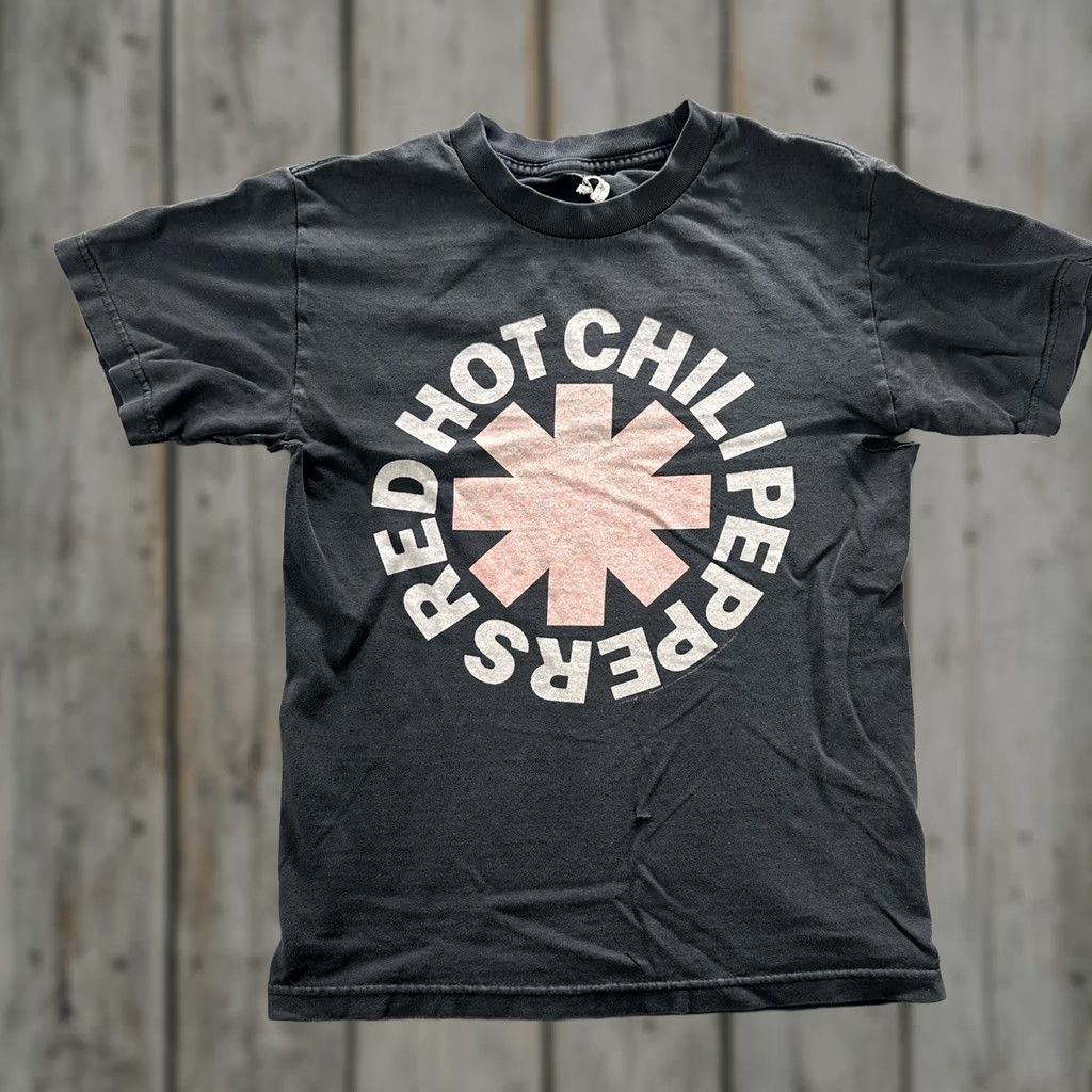 Vintage VINTAGE Red Hot Chili Peppers Shirt Men Small Rock Band Tee Punk 90s RHCP Memeorabilia (AS IS) Size US S / EU 44-46 / 1 - 1 Thumbnail