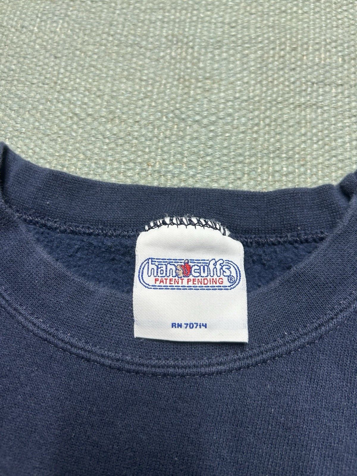 Vintage VTG sweatshirt Handcuffs skate snow navy blue fade blank L Size US L / EU 52-54 / 3 - 5 Thumbnail