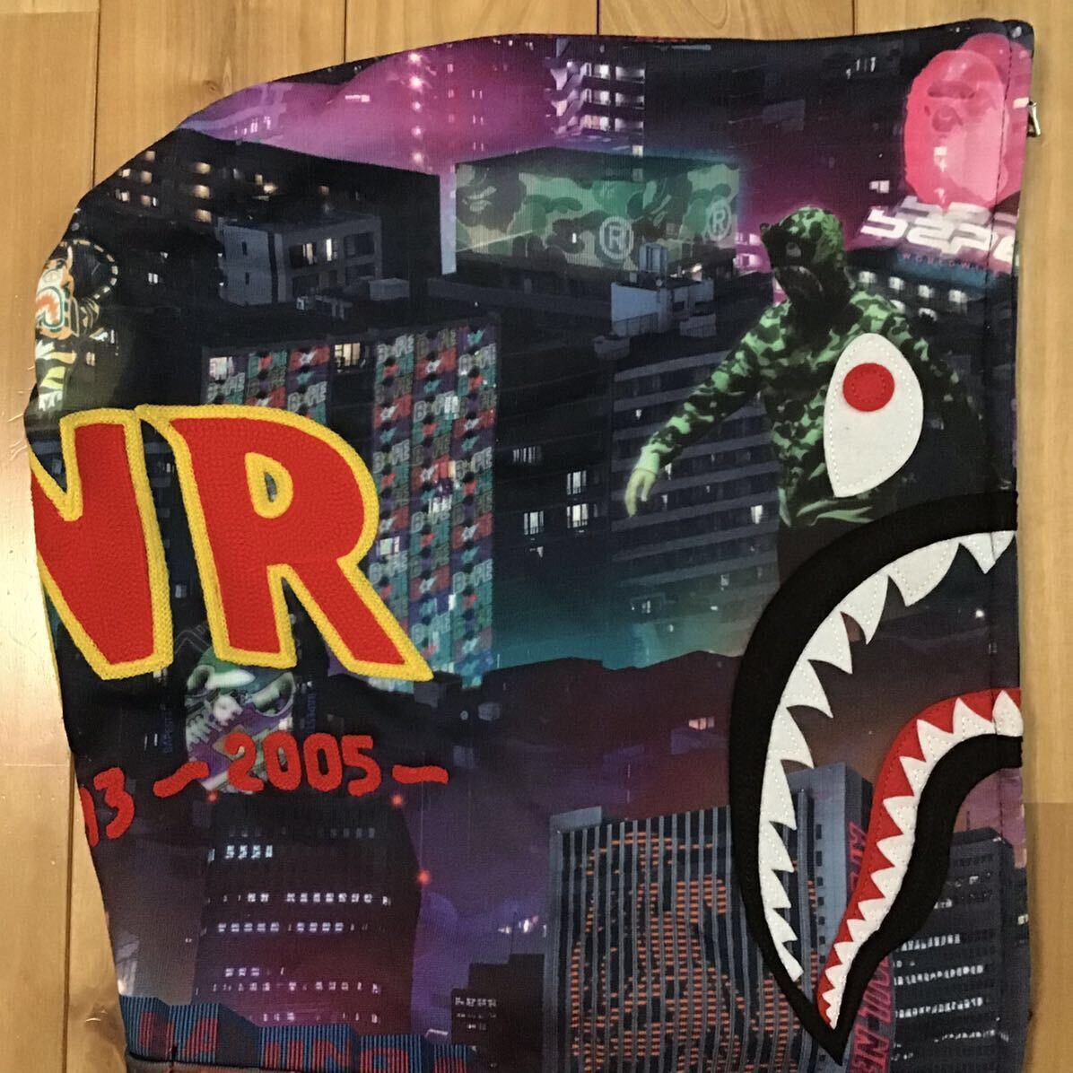 🔥2XL🔥 BAPE NEON TOKYO Shark full zip Hoodie a bathing ape