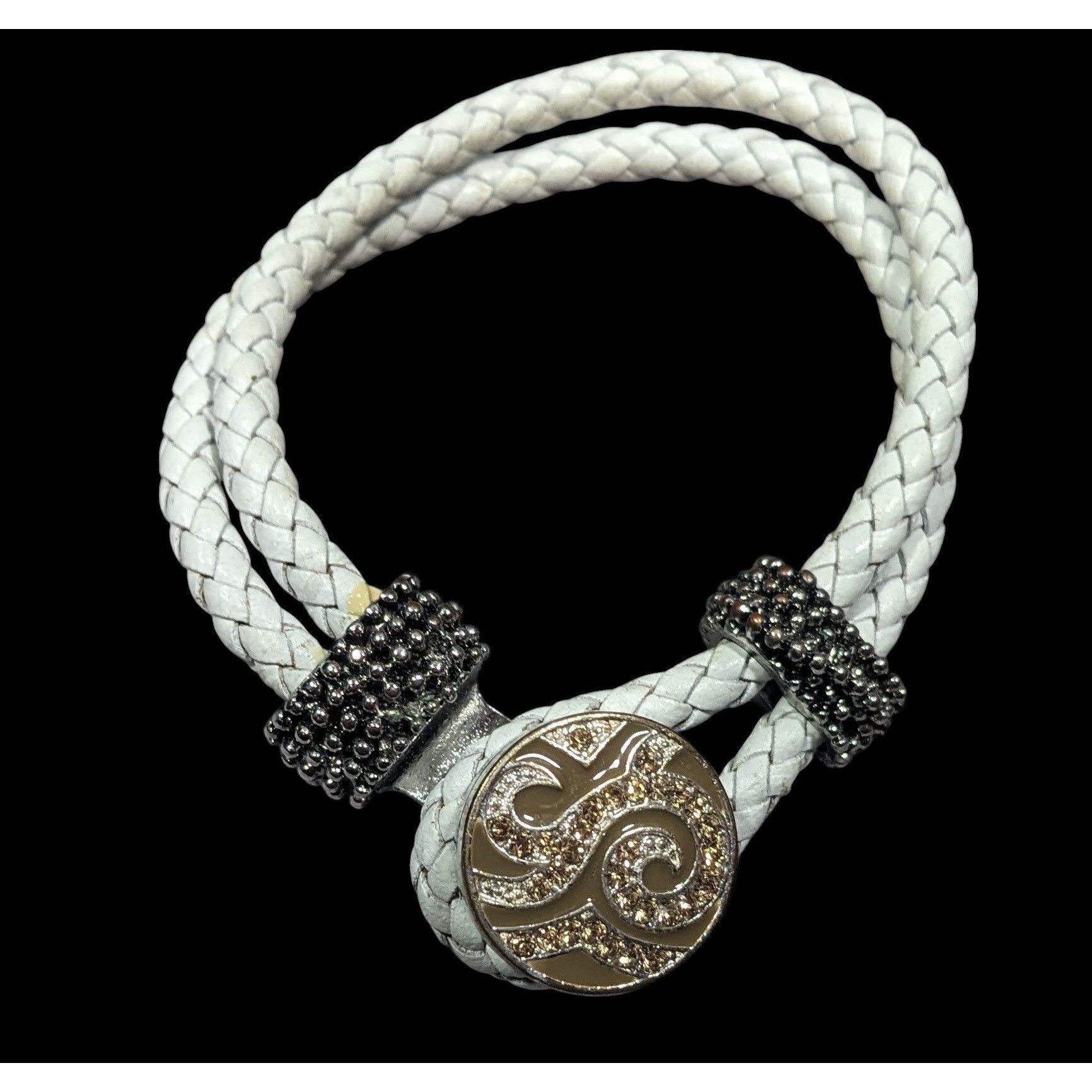 Other Modern White Rope Snap Button Bracelet With Rhinestones Size ONE SIZE - 1 Thumbnail