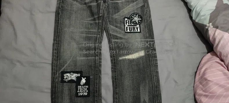 Neighborhood Neighborhood size M Jeans Size US 27 - 2 Thumbnail