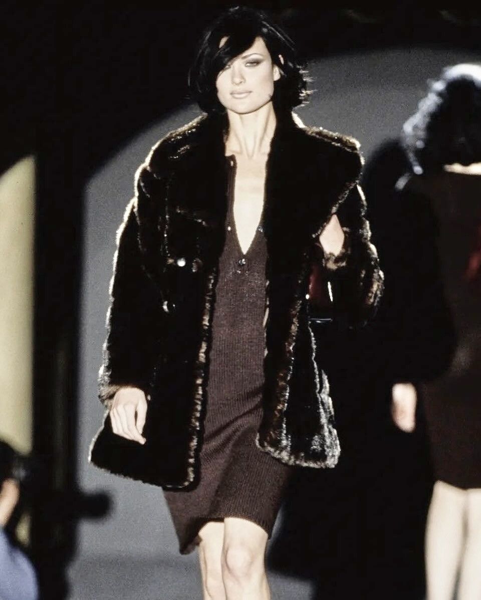 Gucci Gucci by Tom Ford Runway Shalom Harlow 1995 fur coat Size M / US 6-8 / IT 42-44 - 3 Thumbnail