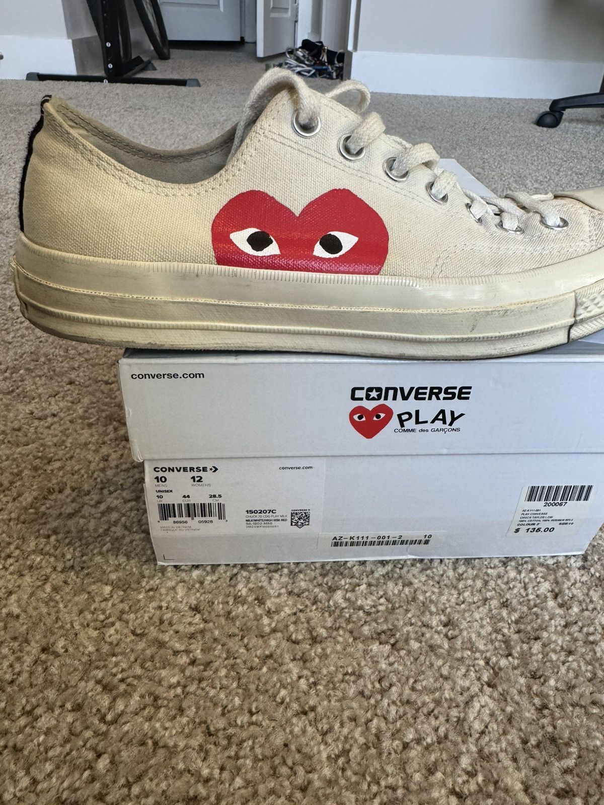Comme des Garcons CDG Play Chuck Taylor Low Converse Size US 10 / EU 43 - 1 Thumbnail