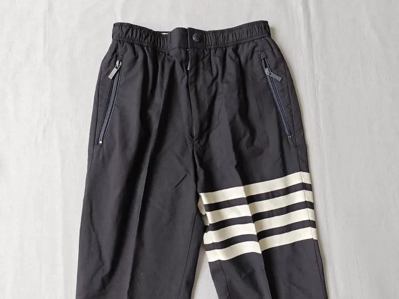 Thom Browne Thom Browne size0 Sport pants Size US 26 / EU 42 - 2 Thumbnail