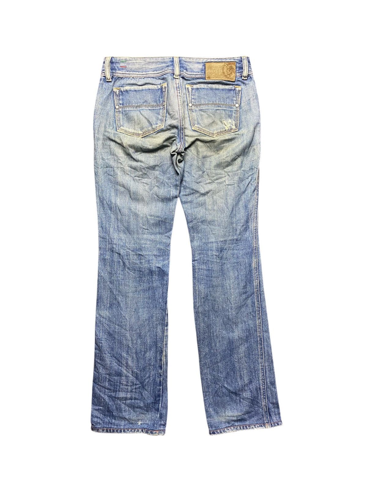 Diesel × Vintage Vintage Diesel Reckfly Faded Denim Jeans Size 28" / US 6 / IT 42 - 2 Thumbnail