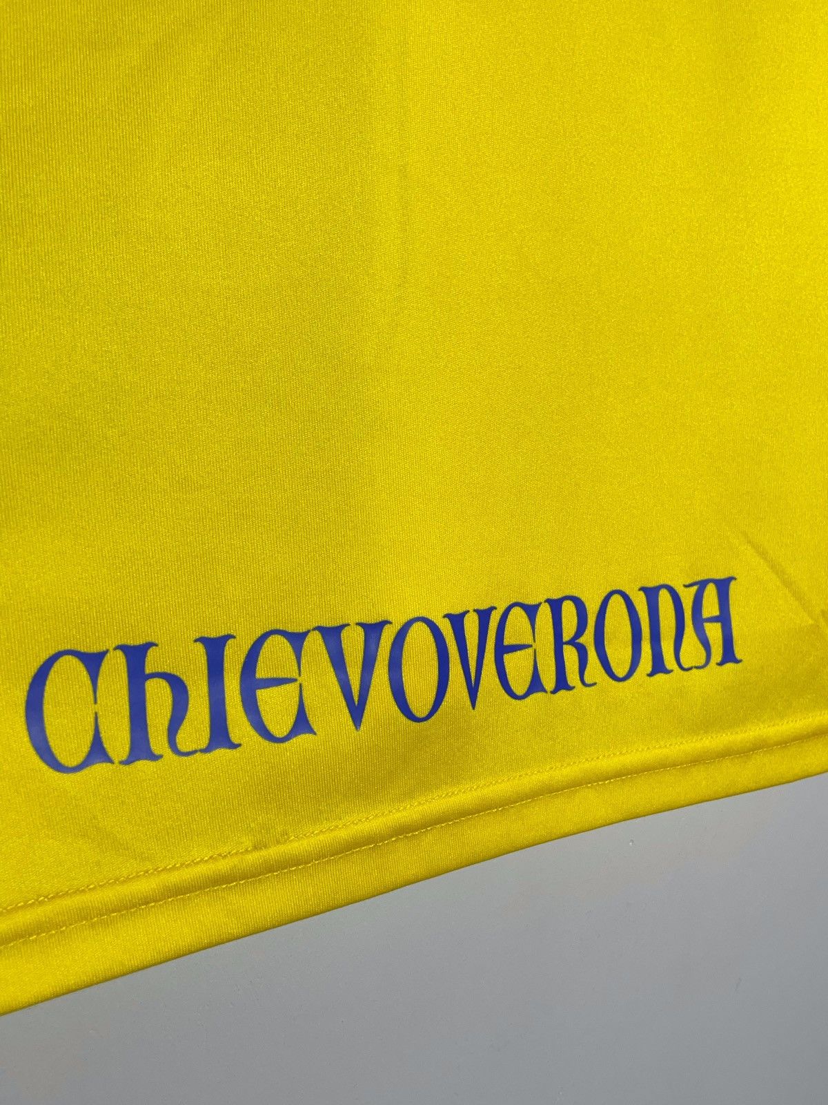 Other Chievo Verona Givova 2020/21 Home Football Shirt Size US L / EU 52-54 / 3 - 12 Thumbnail