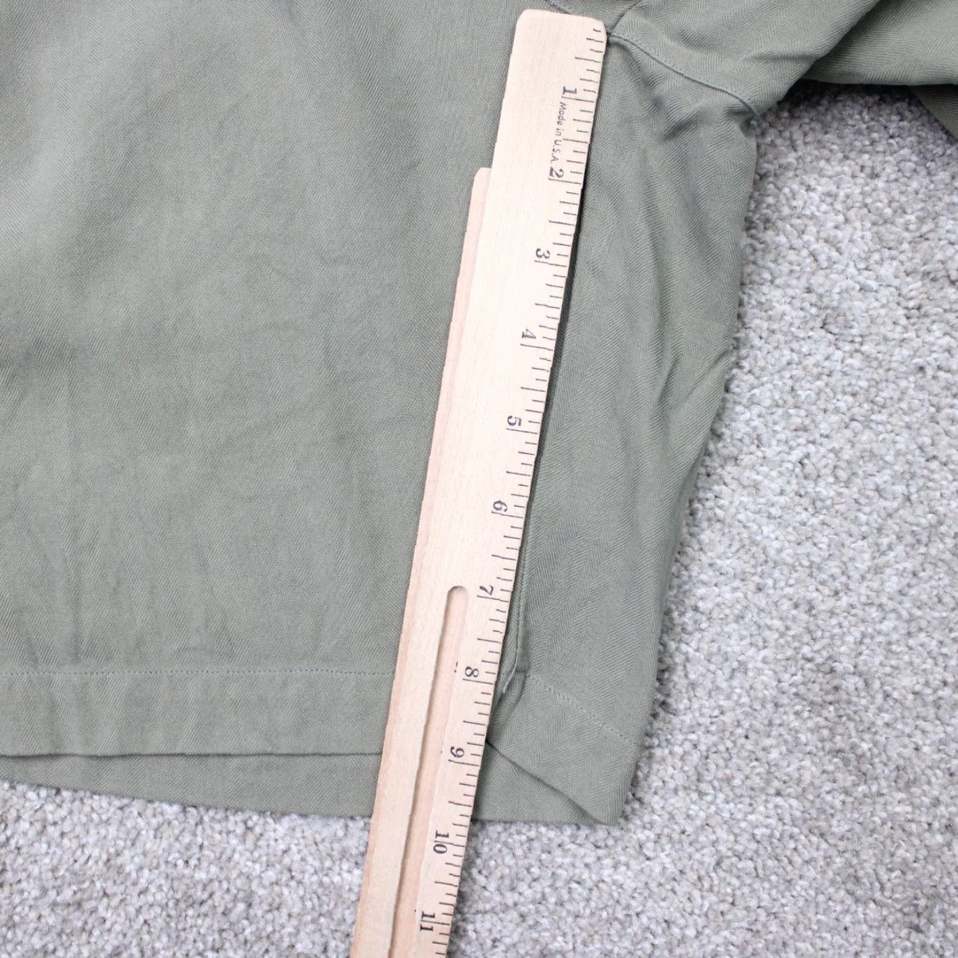 Tommy Bahama Tommy Bahama Shorts Mens 38 Green Pleated 100% Silk Bermuda w/ 9" inseam Shorts Size US 38 / EU 54 - 3 Thumbnail