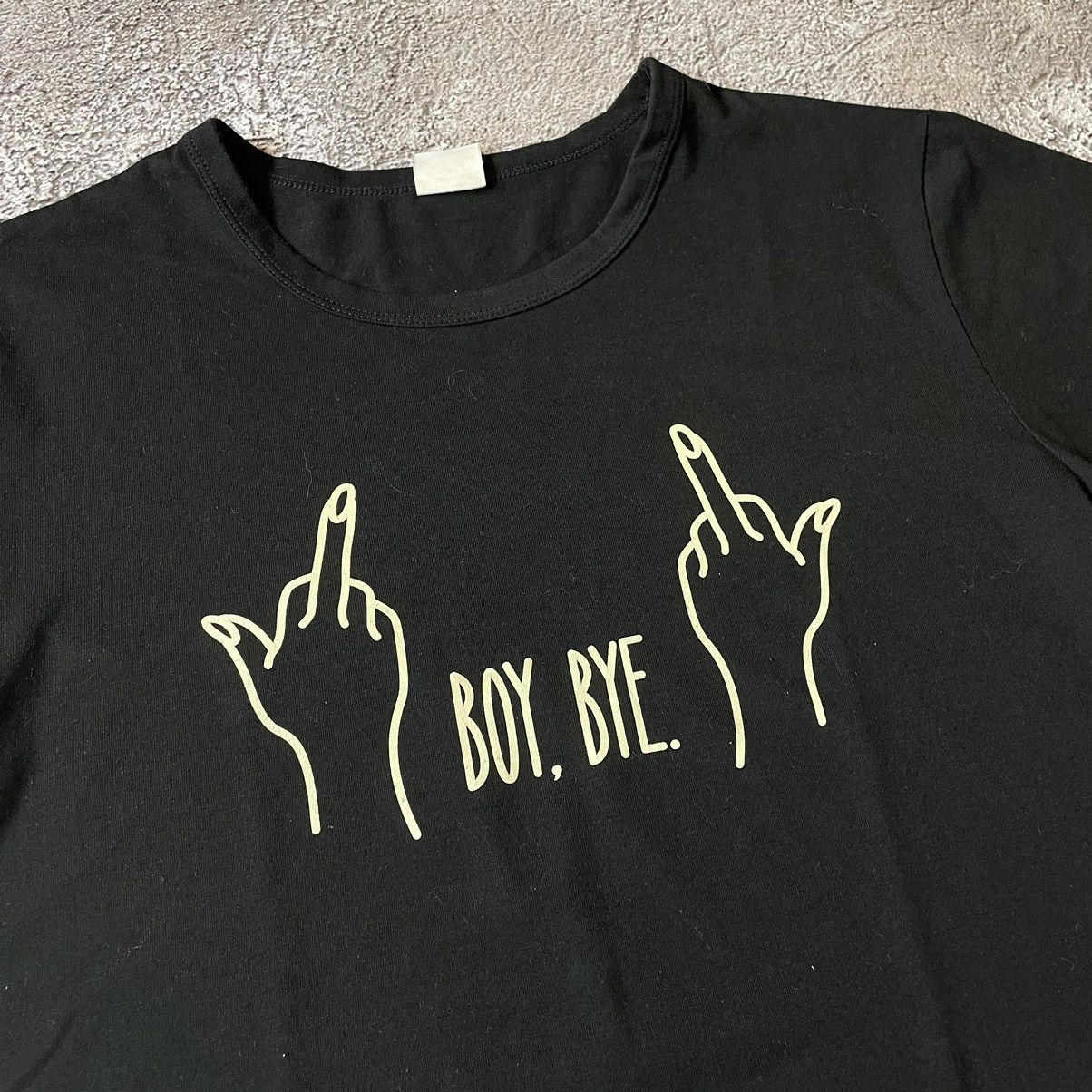 Vintage Y2K Graphic Tee Fuck Off Middle Finger Streetwear Punk L Size US L / EU 52-54 / 3 - 6 Thumbnail