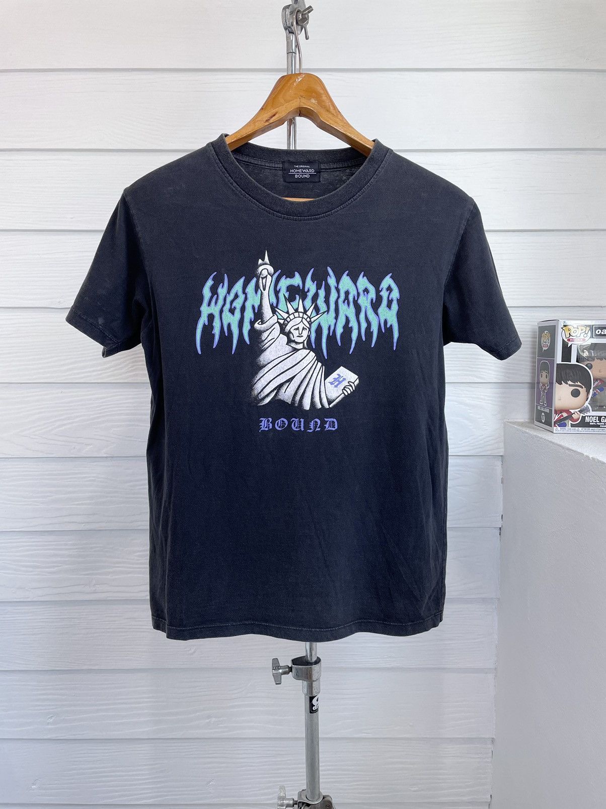 Vintage HOMEWARD BOUND THAI STREETWEAR BRAND T-SHIRT Size US S / EU 44-46 / 1 - 1 Thumbnail