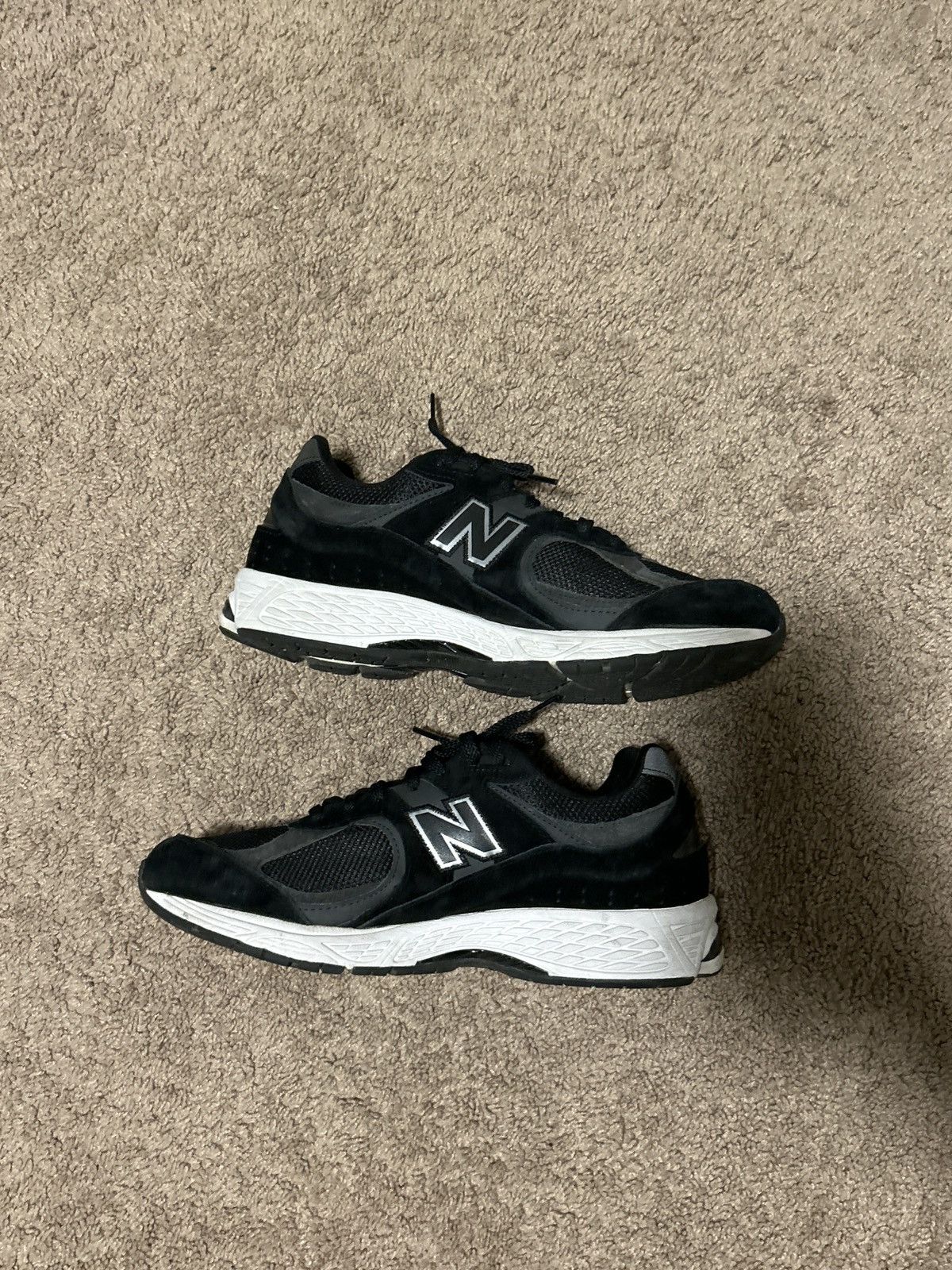 New Balance New Balance 2002r “Gunmetal Black” Size US 11 / EU 44 - 2 Thumbnail