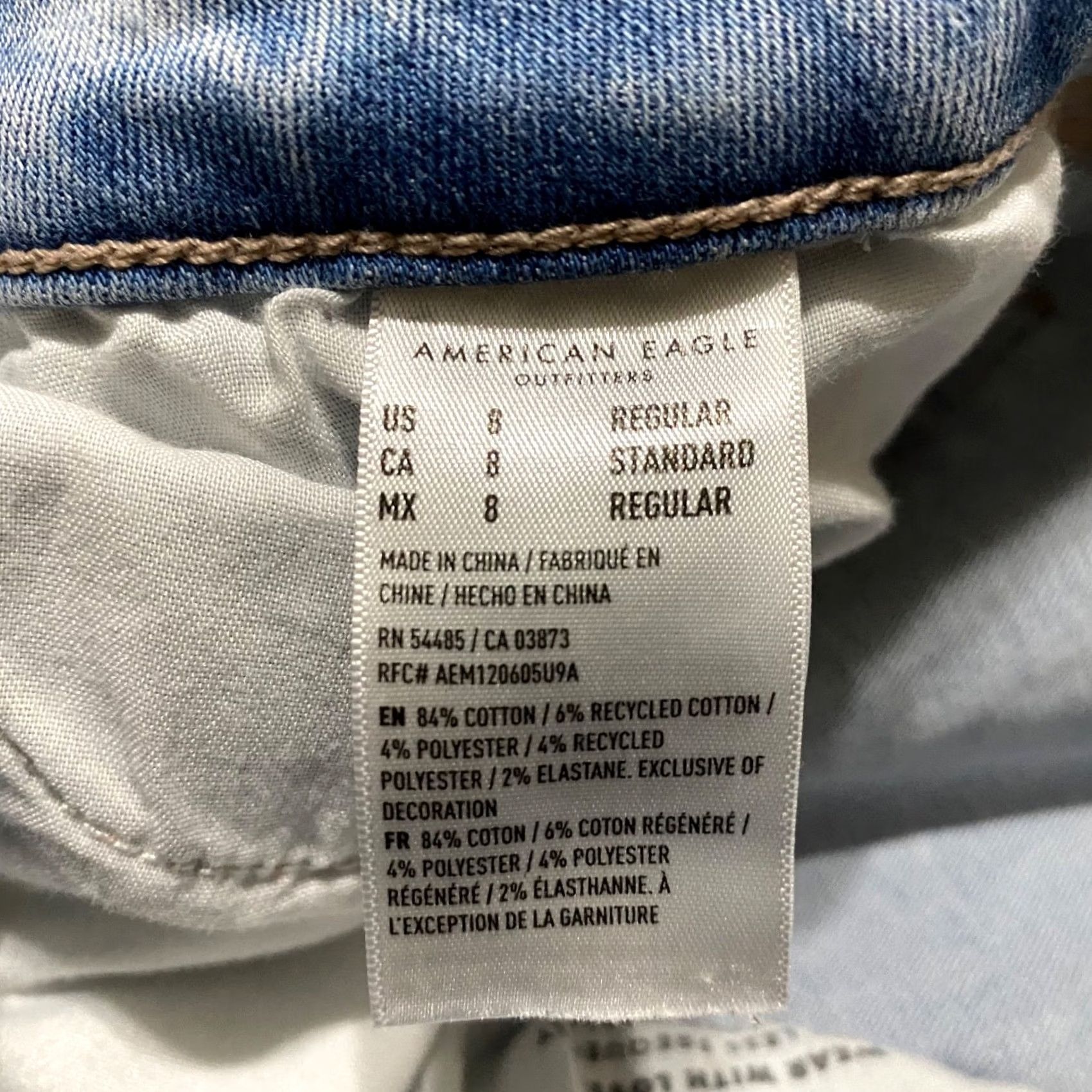 American Eagle Outfitters American Eagle Outfitters Jeans Blue Distressed Jegging 8 Medium Wash Women's Slight Rise 5-Pocket Denim Baggy Adult Womens Size 30" / US 8 / IT 44 - 5 Thumbnail