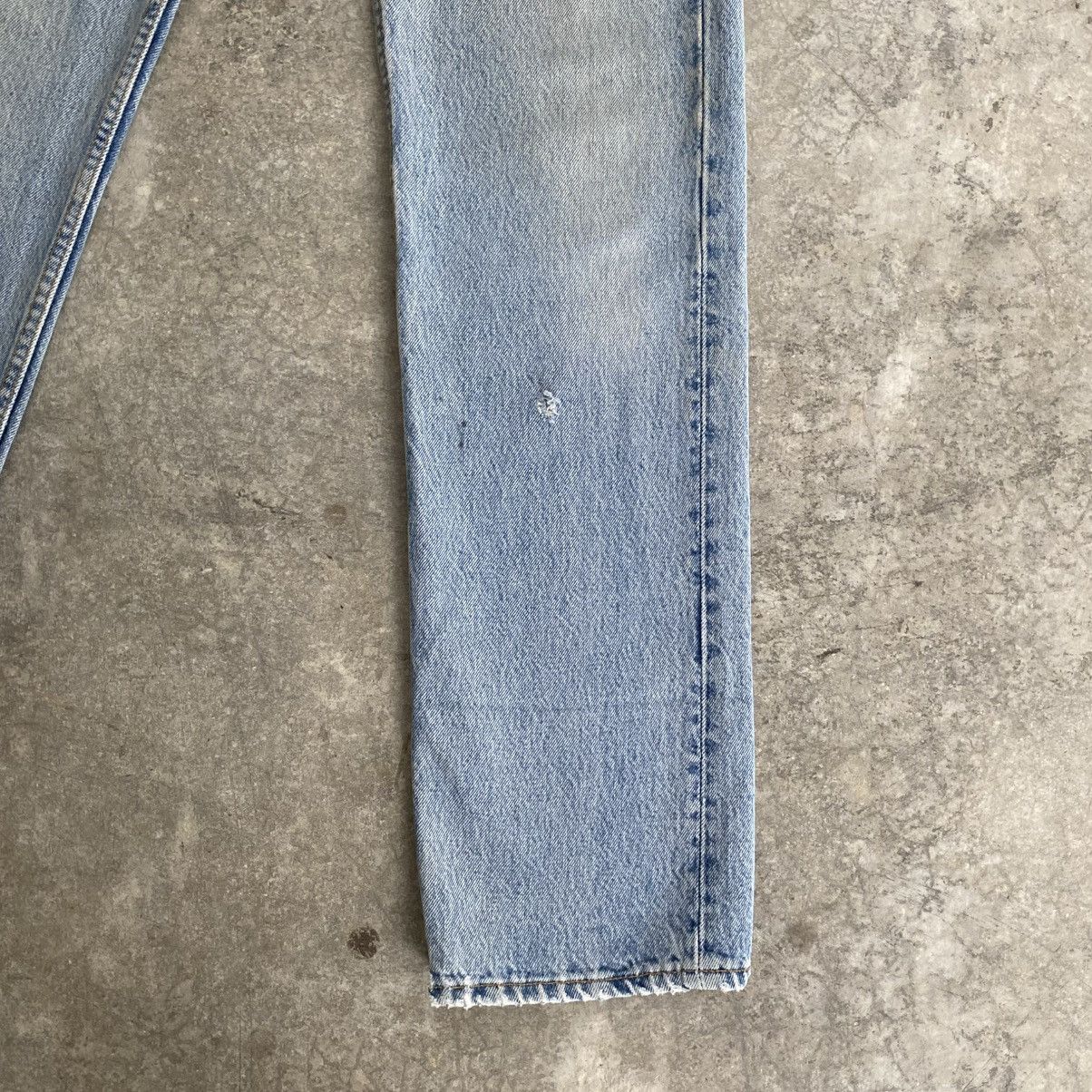 Levi's Size 29x32.5 Vintage 1993 Levis 501 Light Blue Denim Jeans Size US 29 - 7 Thumbnail