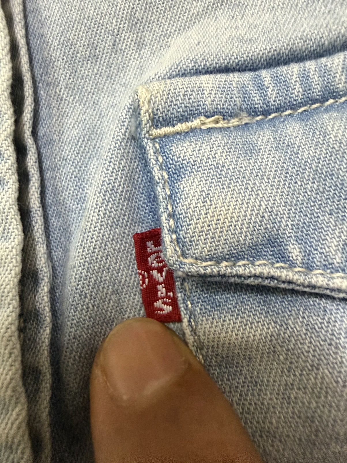 Levi's LEVI’S CLASSIC FIT SNAP BUTTON DENIM JEANS SHIRT Size XS / US 0-2 / IT 36-38 - 7 Thumbnail