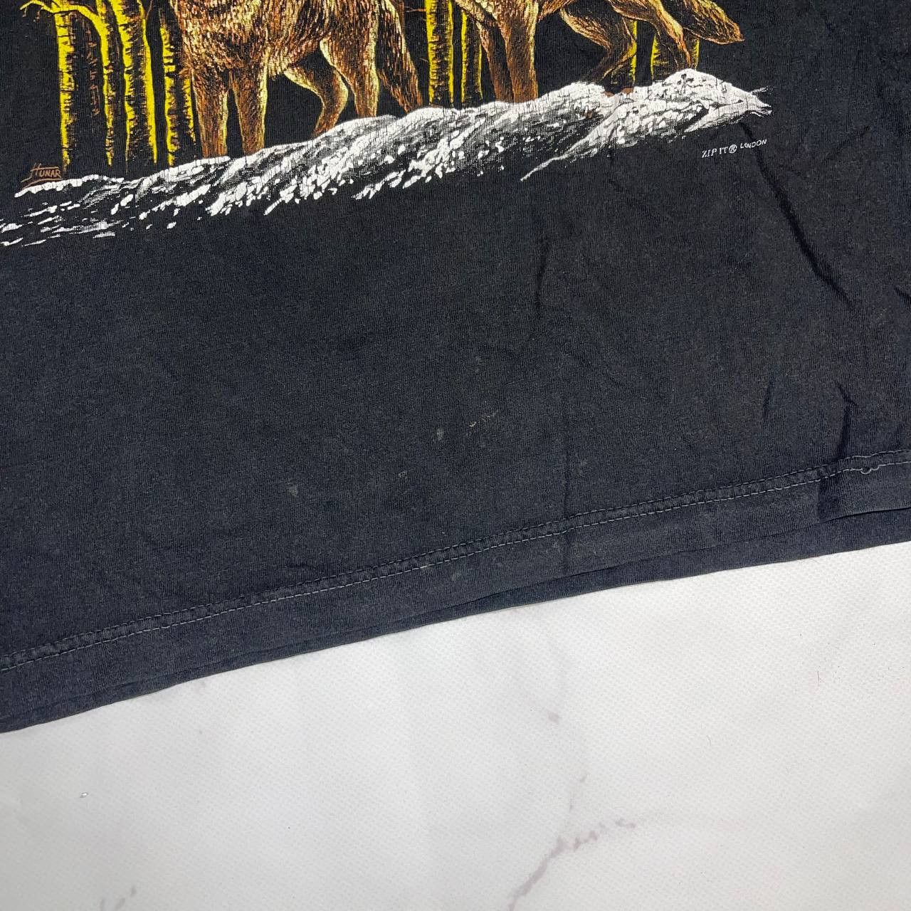 Vintage Vintage x bands tees Vintage Zip-it London wolf animal sizeL Size US L / EU 52-54 / 3 - 11 Thumbnail