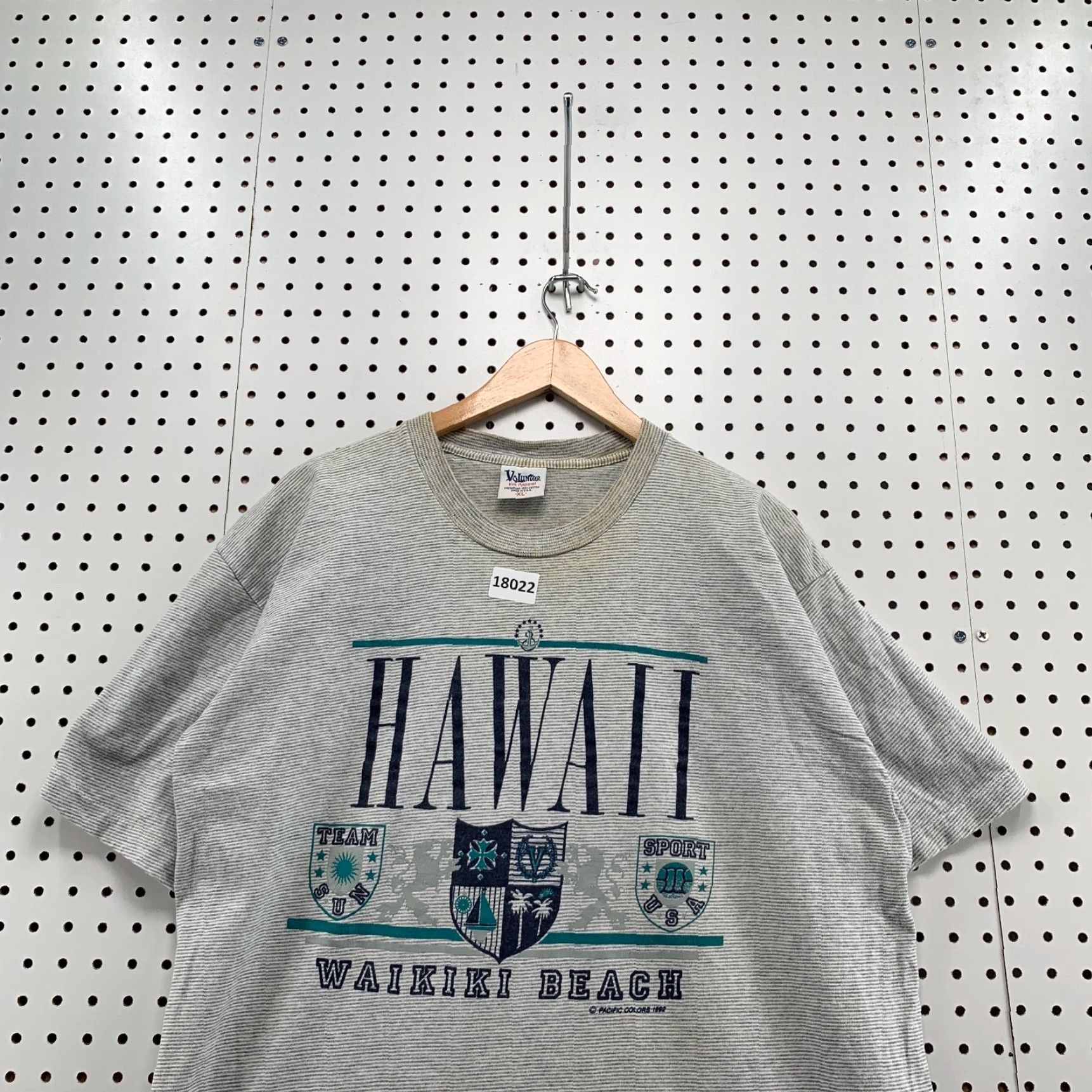 Vintage Vintage Hawaii Single Stitch Shirt Gray Mini Striped Waikiki Beach XL 23X30 USA Size US XL / EU 56 / 4 - 5 Thumbnail