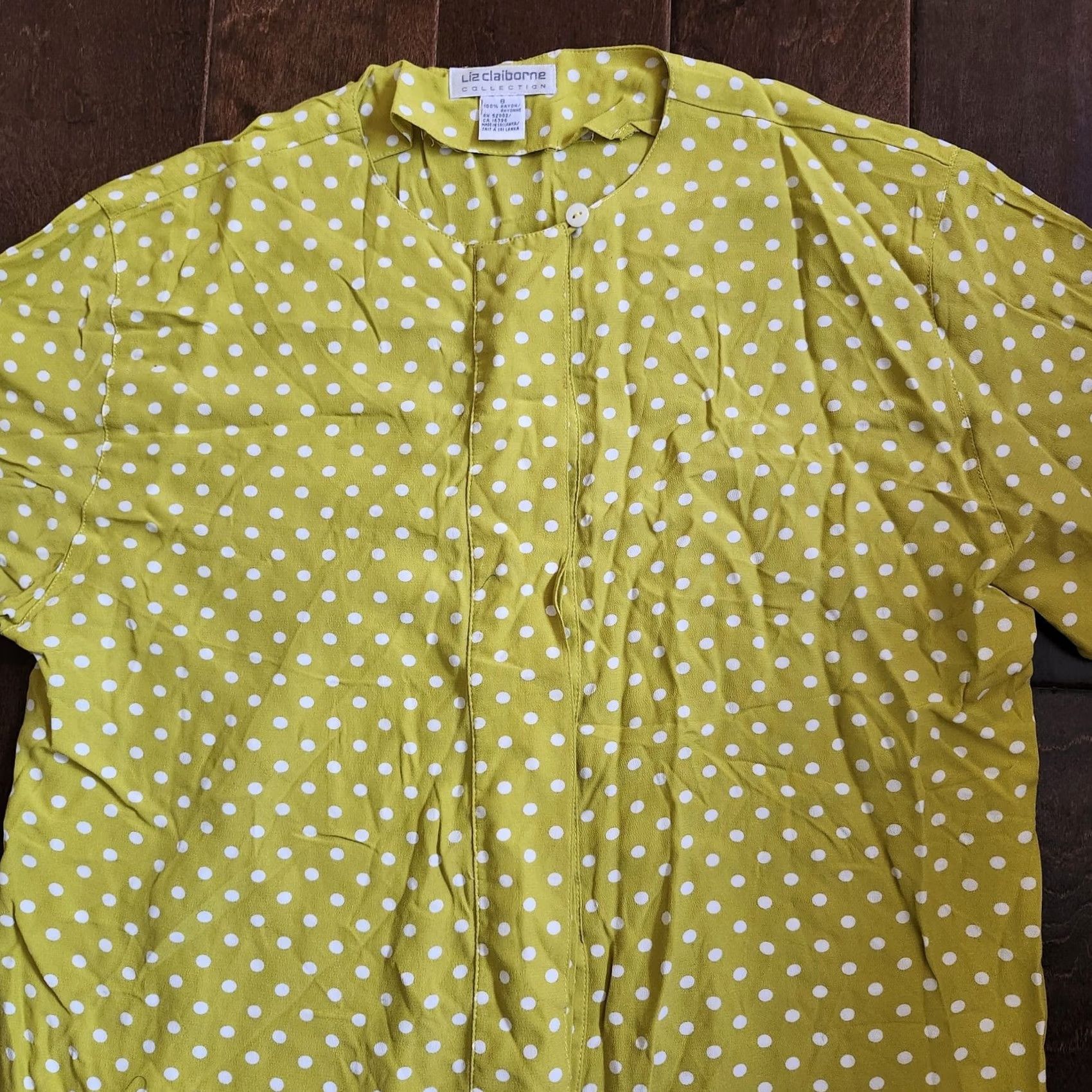 Liz Claiborne Liz Claiborne Collection Blouse Women's Short Sleeve Yellow Polka Dot Pullover Size 8 Quiet Colorful Casual Travel Spring Summer Fall Regular Womens Size M / US 6-8 / IT 42-44 - 6 Thumbnail