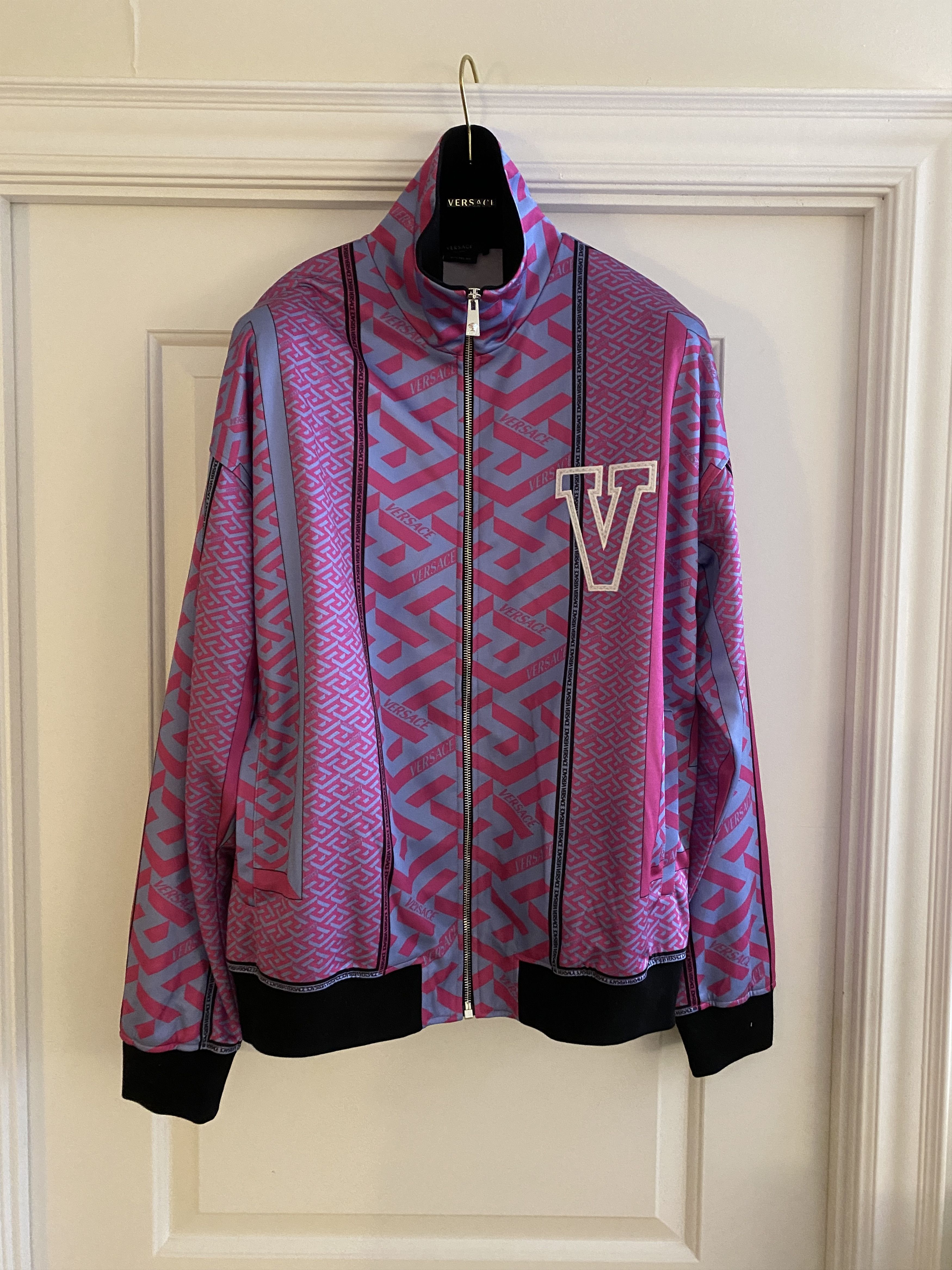 Versace VERSACE FULL LOOK Jacket and Pants La Greca V TRACKSUIT Size US M / EU 48-50 / 2 - 21 Thumbnail