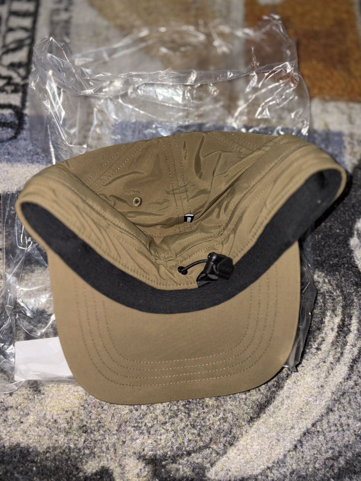 Palace Palace Font Shell Neck Saver 6-Panel Hat (SMALL/MEDIUM) Size ONE SIZE - 5 Thumbnail