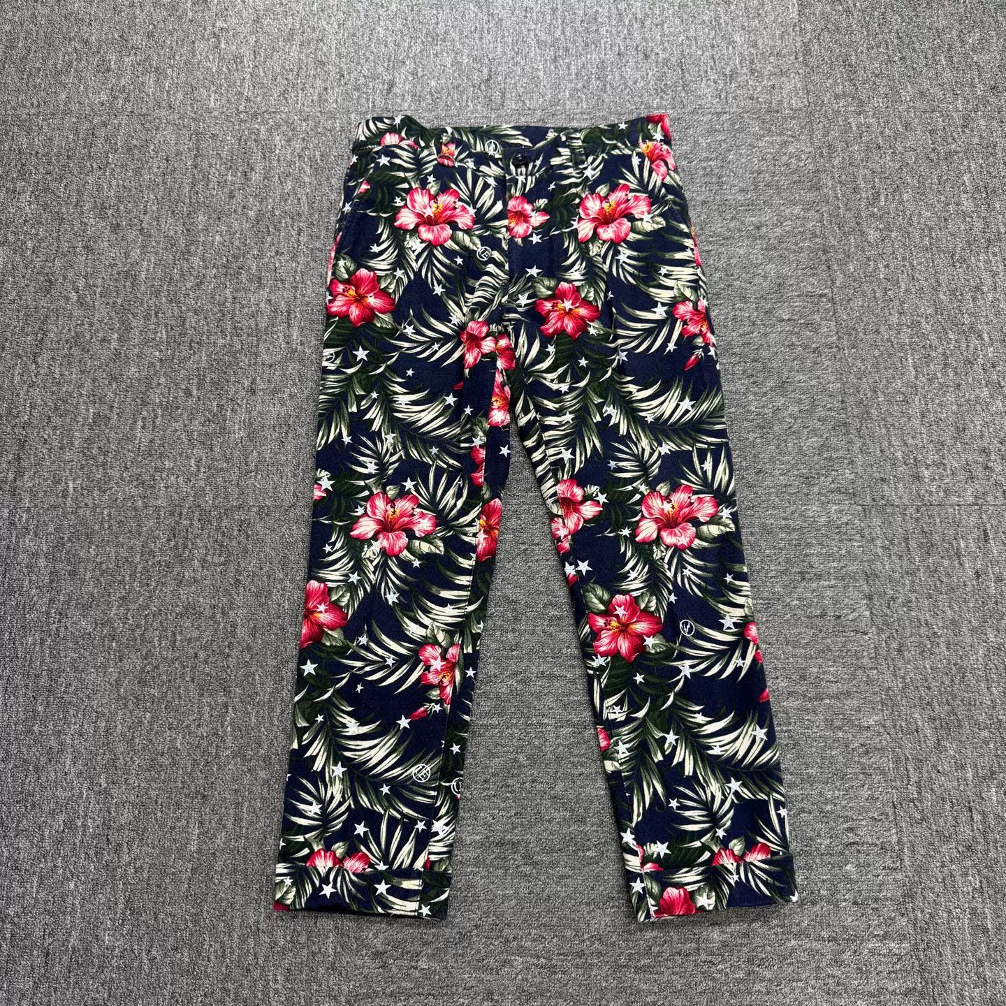 uniform experiment uniform experiment floral casual pants Size US 31 - 1 Thumbnail