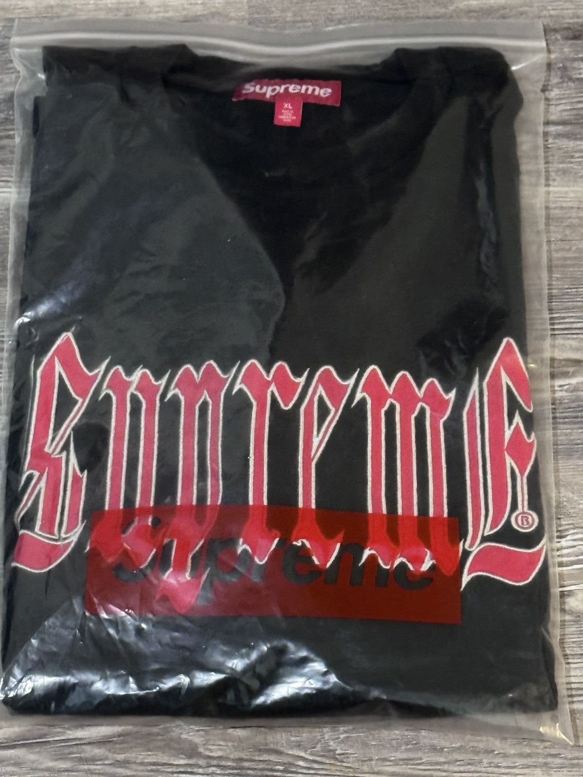 image of Supreme Old English S/s Top Ss24 XL in Black, Men's