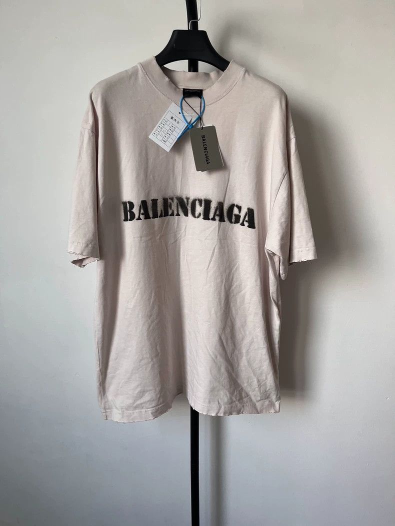 Balenciaga Balenciaga Letter Round Neck Faded Effect Straight Short S Size US S / EU 44-46 / 1 - 1 Thumbnail